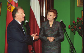 PORT10MK.JPG (19117 bytes)