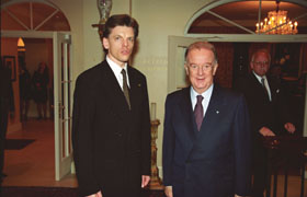 PORT14AB.JPG (16192 bytes)