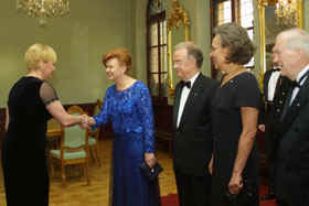 VAKARS6.JPG (30012 bytes)