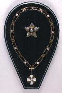 O08.JPG (18015 bytes)