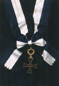 O18.JPG (15876 bytes)