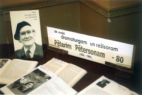 PETERSONS1.JPG (21160 bytes)