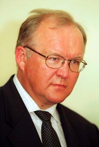 PESONS.JPG (18286 bytes)