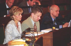 S08.JPG (20182 bytes)