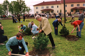 UDRE08.JPG (87252 bytes)