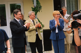 UDRE04.JPG (61127 bytes)