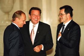 53490010.JPG (18654 bytes)