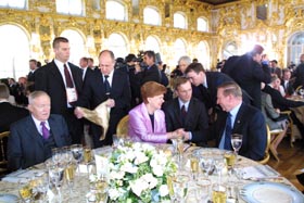 IMG_5807.JPG (30128 bytes)