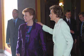 VIKE7.JPG (64932 bytes)