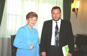 CIMDARS1.JPG (17982 bytes)