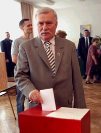 POLIJA1.JPG (20777 bytes)