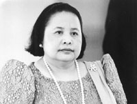 F2.JPG (12203 bytes)