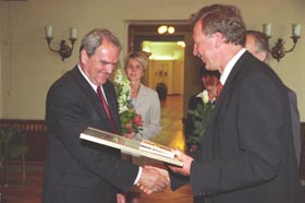 ZA3.JPG (18168 bytes)