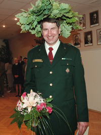 IEM2.JPG (65594 bytes)