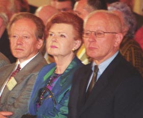 L6.JPG (21567 bytes)