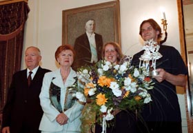 K1.JPG (24694 bytes)