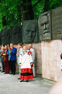 DZIESMA3.JPG (26797 bytes)