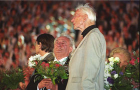 DZ04.JPG (26245 bytes)