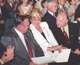 S11.JPG (26961 bytes)