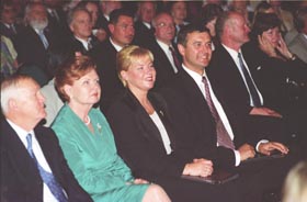 S12.JPG (21234 bytes)