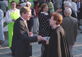 S16.JPG (24054 bytes)