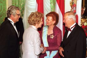 INAUG8.JPG (23123 bytes)