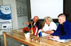 BI4.JPG (22488 bytes)