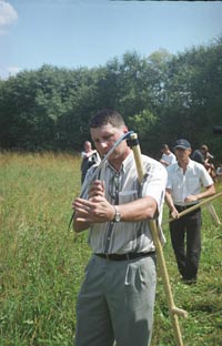 PLAU4.JPG (24721 bytes)