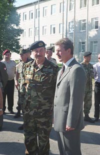 I1.JPG (25666 bytes)