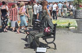 V10.JPG (26893 bytes)