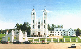 01.JPG (19958 bytes)