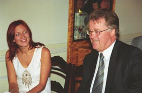 A05.JPG (18927 bytes)