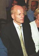 A06.JPG (13181 bytes)