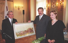 K1.JPG (19550 bytes)