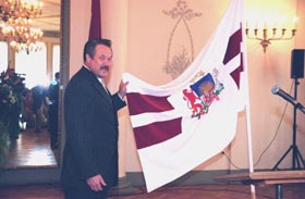 K5.JPG (21394 bytes)