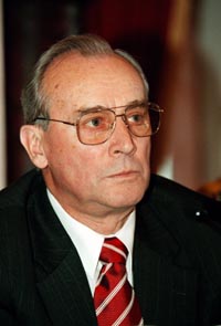 ANDREJEVS.JPG (18168 bytes)