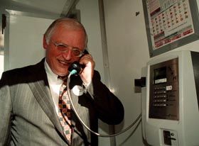 FERHOIGENS.JPG (22027 bytes)