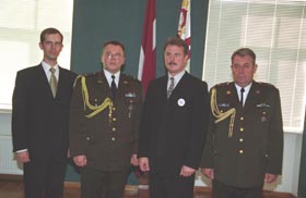 A5.JPG (17482 bytes)