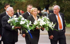 EBREJI3.JPG (23987 bytes)