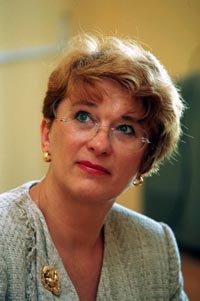 KALNIETE1.JPG (20041 bytes)