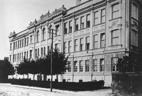 JELGAVA01.JPG (22719 bytes)