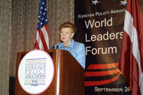 VIKE2.JPG (36432 bytes)