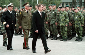 BALTIJA2.JPG (26209 bytes)