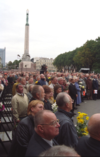 TF-20.JPG (60313 bytes)