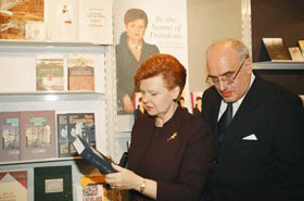 VIKE13 COPY.GIF (37829 bytes)