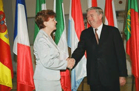 VIKE2 COPY.GIF (40585 bytes)