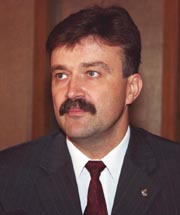 ZM02.JPG (10575 bytes)