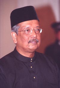 VEST05.JPG (10914 bytes)