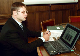 DOMBROVSKIS.JPG (19755 bytes)