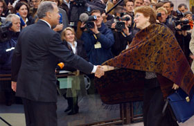 KALNIETE.JPG (23700 bytes)